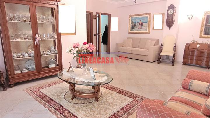 STABILE INDIPENDENTE